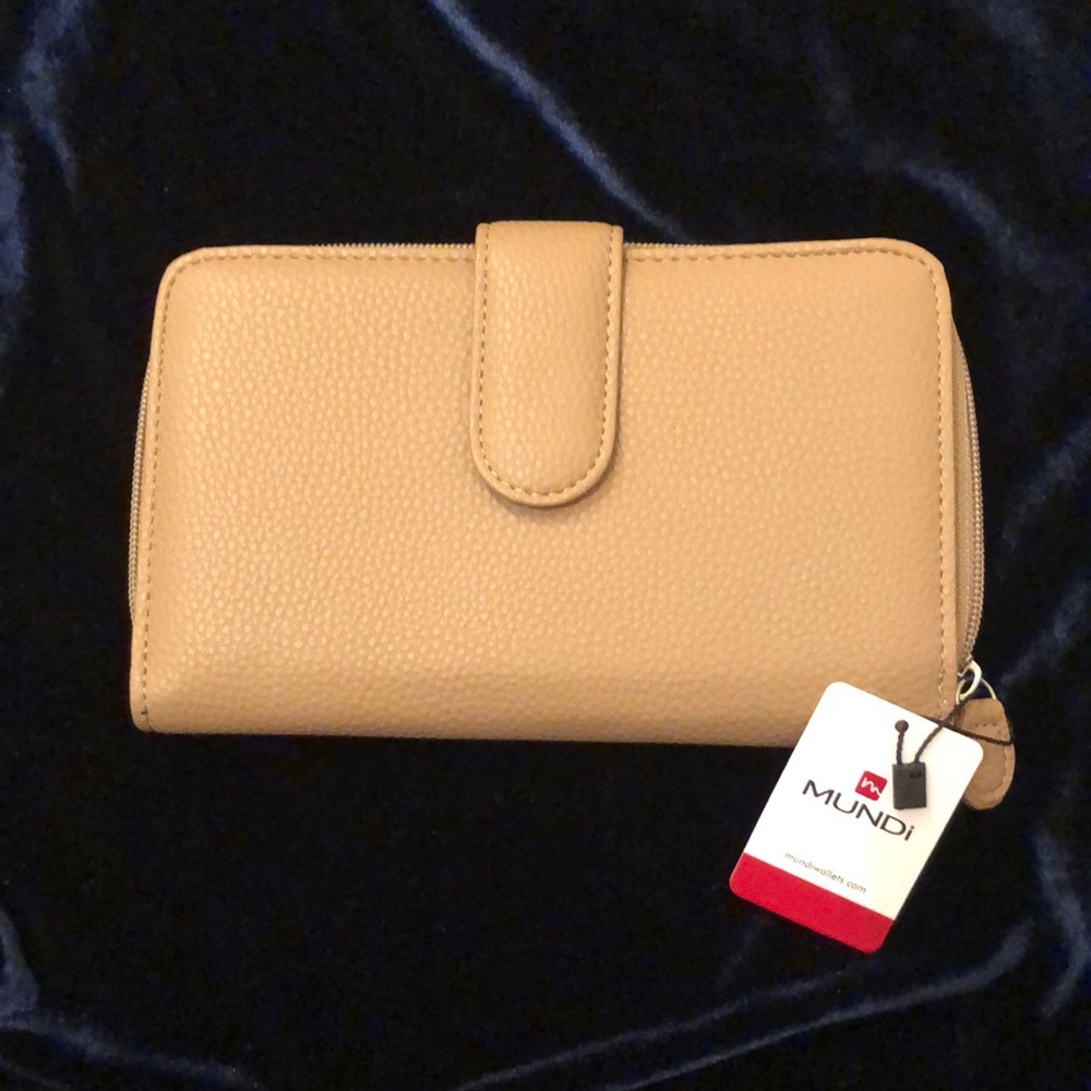 Mundi NWT My big fat wallet in cognac